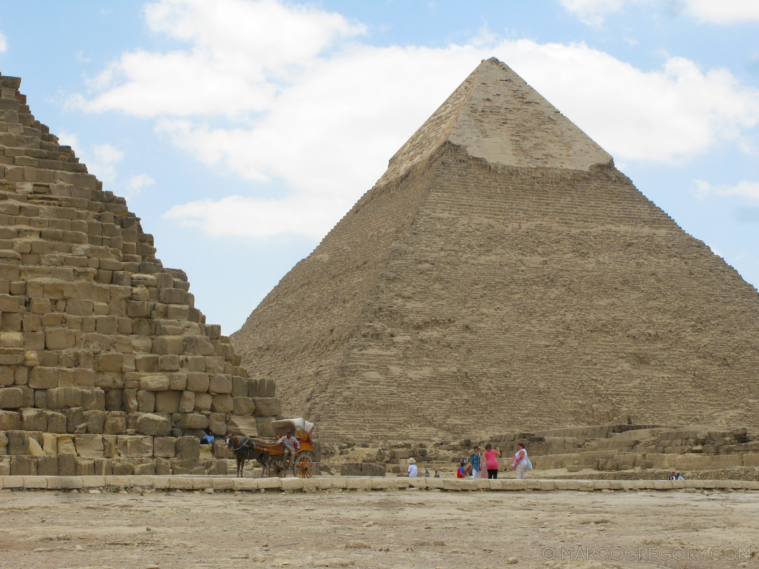 100624 Cairo 2010 - Photo0004 of 29