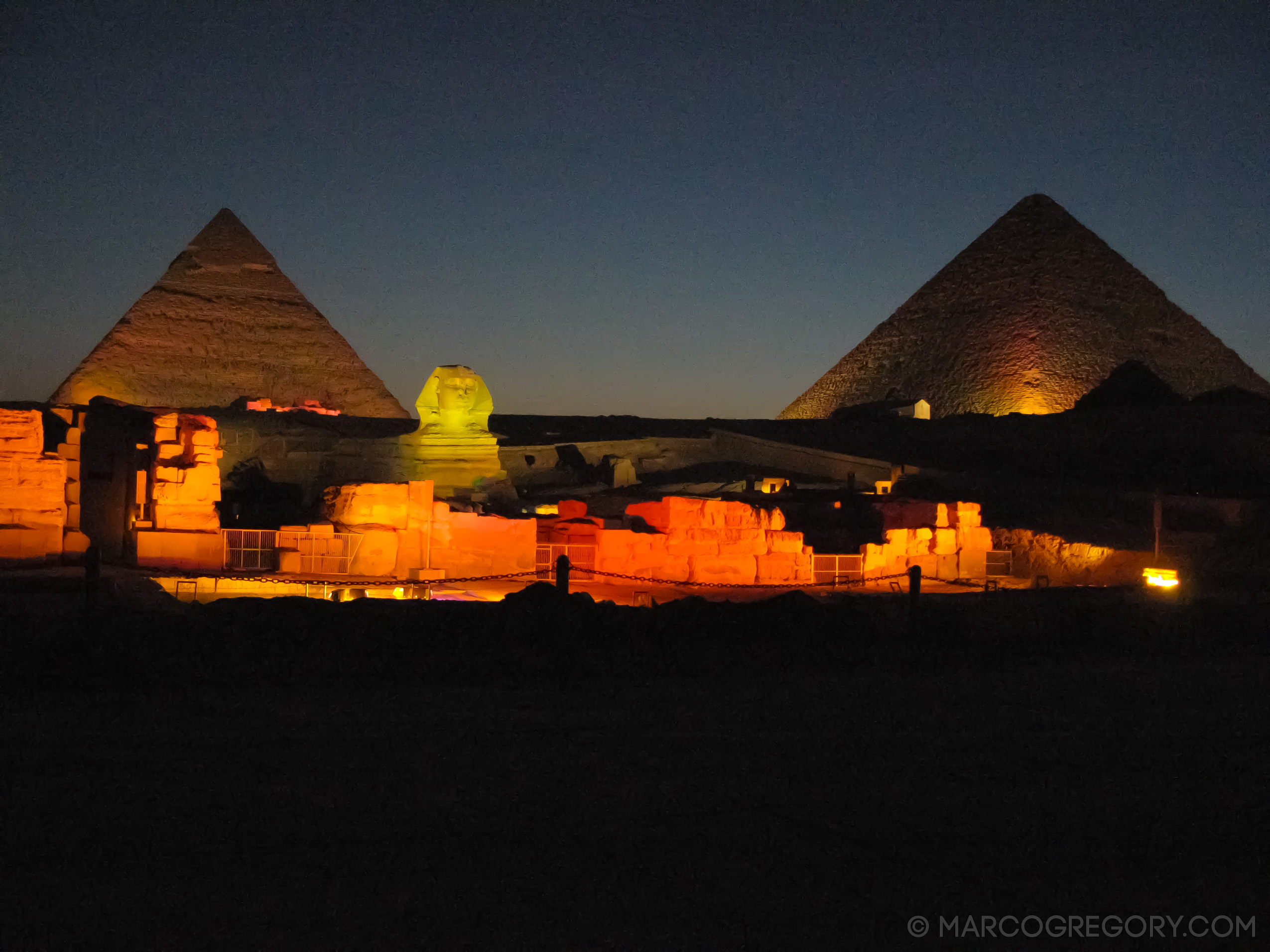 100624 Cairo 2010 - Photo0020 of 29